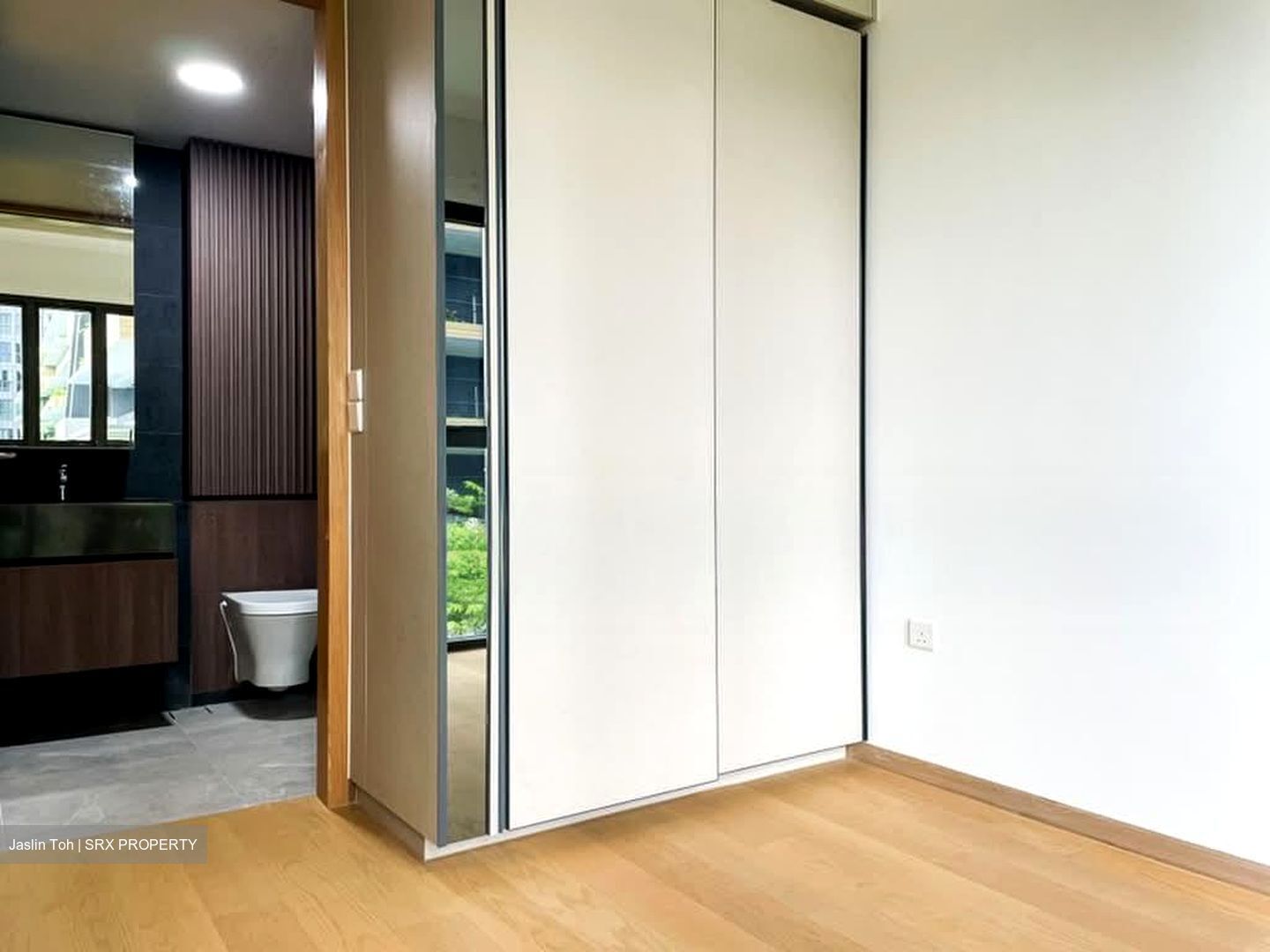 Midwood (D23), Condominium #564574031